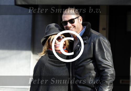 Amsterdam 28 november 2015 
Connie Breukhoven met vriend Eugene v Dun op de cornelis schuytstraat