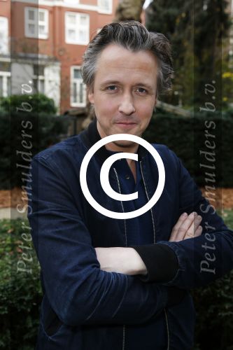 Amsterdam 20 november 2015 
Gigi Ravelle met haar vriend Roger Hodenius aan het winkelen.Presentatie cast Manneharten 2 met Daan Schuurmans, Barry Atsma, Jeroen Spitzenberger, Fabian Jansen en Mingus Dagelet.