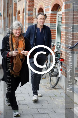 Amsterdam 20 november 2015 
Gigi Ravelle met haar vriend Roger Hodenius aan het winkelen.Presentatie cast Manneharten 2 met Daan Schuurmans, Barry Atsma, Jeroen Spitzenberger, Fabian Jansen en Mingus Dagelet.