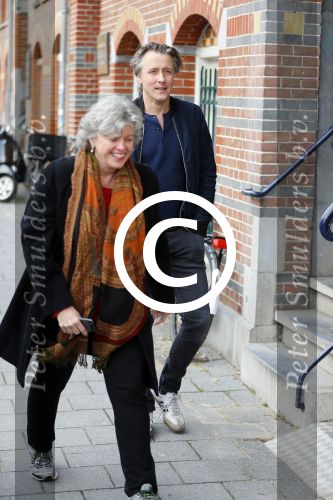 Amsterdam 20 november 2015 
Gigi Ravelle met haar vriend Roger Hodenius aan het winkelen.Presentatie cast Manneharten 2 met Daan Schuurmans, Barry Atsma, Jeroen Spitzenberger, Fabian Jansen en Mingus Dagelet.