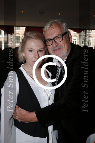 Amsterdam 23 november 2015 
Irene v d Laar stapt uit taxi.5 jaar nieuwe de la mar en 15 jaar de joop en Janine v d Ende foundation. Ernst Daniel Smid met dochter Coosje