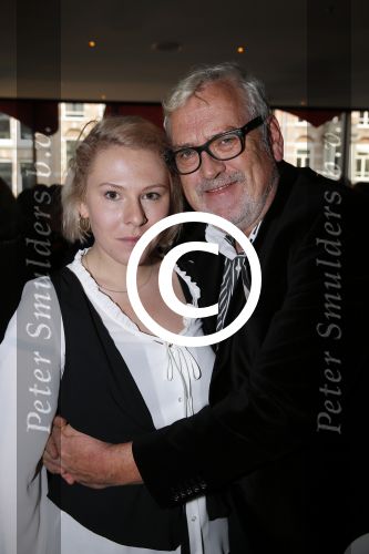 Amsterdam 23 november 2015 
Irene v d Laar stapt uit taxi.5 jaar nieuwe de la mar en 15 jaar de joop en Janine v d Ende foundation. Ernst Daniel Smid met dochter Coosje