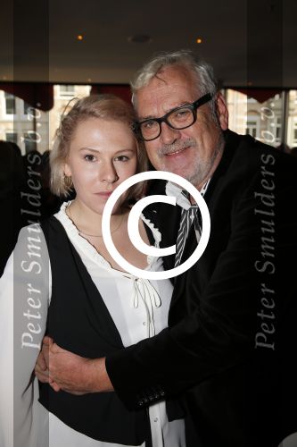 Amsterdam 23 november 2015 
Irene v d Laar stapt uit taxi.5 jaar nieuwe de la mar en 15 jaar de joop en Janine v d Ende foundation. Ernst Daniel Smid met dochter Coosje