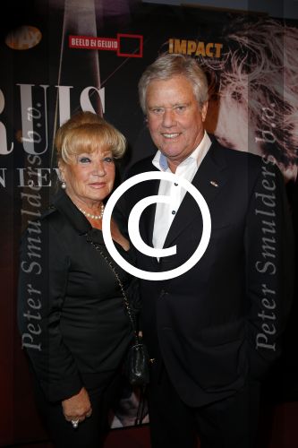 Haarlem 29 november 2015
Premiere Willem Ruis in de schouwburg van Haarlem.
Hans Kroon met zijn vrouw