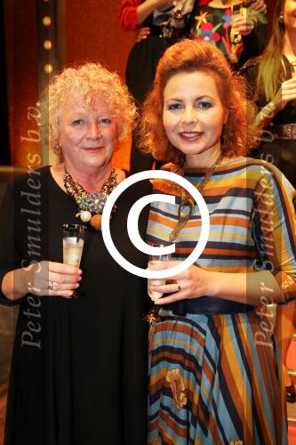 Haarlem 29 november 2015
Premiere Willem Ruis in de schouwburg van Haarlem.
Eva Ruis, Ineke  Mulder (ex Willem Ruis), Suus Ruis en Nicolas Ruis na afloop van de premiere van Willem Ruis, de show . Cast bestaat uit Xander v Vledder Maaike Widdershoven Johnny Kraaykamp en  Rob v d Meeberg .
