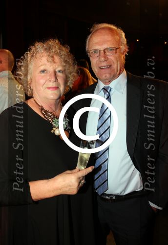 Haarlem 29 november 2015
Premiere Willem Ruis in de schouwburg van Haarlem.
Eva Ruis, Ineke  Mulder (ex Willem Ruis), Suus Ruis en Nicolas Ruis na afloop van de premiere van Willem Ruis, de show . Cast bestaat uit Xander v Vledder Maaike Widdershoven Johnny Kraaykamp en  Rob v d Meeberg . Ineke met nieuwe man