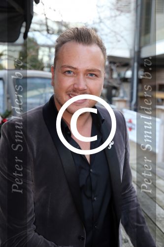 Amsterdam 26 november 2015
Presentatie THE CHRISTMAS SHOW
Met o.a. Nicolette van Dam, Jamai, Edsilia Rombley, Oâ€™G3NE, Justen Beer, en als klap op de vuurpijl de leukste kerstman van Nederland, Ron Brandsteder!
