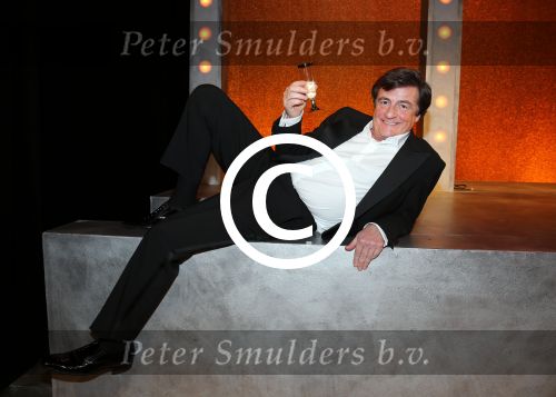 Haarlem 29 november 2015
Premiere Willem Ruis in de schouwburg van Haarlem.
Eva Ruis, Ineke  Mulder (ex Willem Ruis), Suus Ruis en Nicolas Ruis na afloop van de premiere van Willem Ruis, de show . Cast bestaat uit Xander v Vledder Maaike Widdershoven Johnny Kraaykamp en  Rob v d Meeberg .