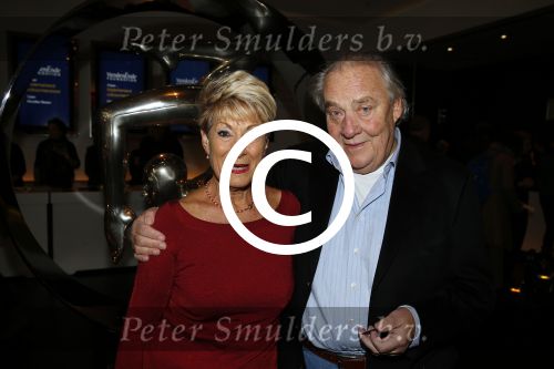 Amsterdam 23 november 2015 
Irene v d Laar stapt uit taxi.5 jaar nieuwe de la mar en 15 jaar de joop en Janine v d Ende foundation. Jules en Puck Croiset