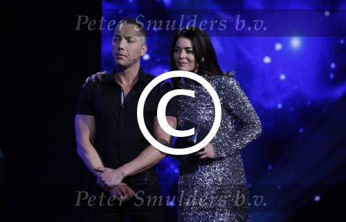 Aalsmeer 20 november 2015
Sabia Boulahrouz zwanger in het programma Mindmasters van SBS6.
Mindmasters Live, Uri Geller, Walter Rolfo, Patty Brard  Wolter Kroes Jochem v Gelder Peter R de Vries Boer geile Geert Monique Smit Patty Brard Kay nambiar en K# Lisa Michels. Kim LIan v d Meij presenteert het in studio Aalsmeer.