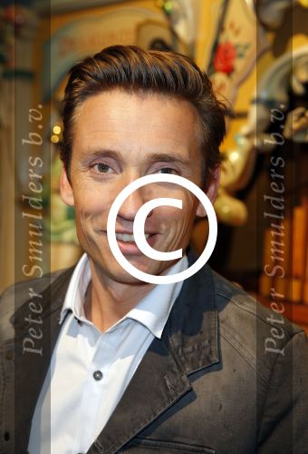 Halfweg 19 november 2015
presentatie SBS6 in sugar city.
Koos v Plateringen