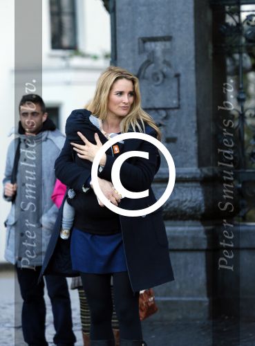Amsterdam 25 november 2015
Lieke v Lexmond met zoontje Vic aan de wandel.