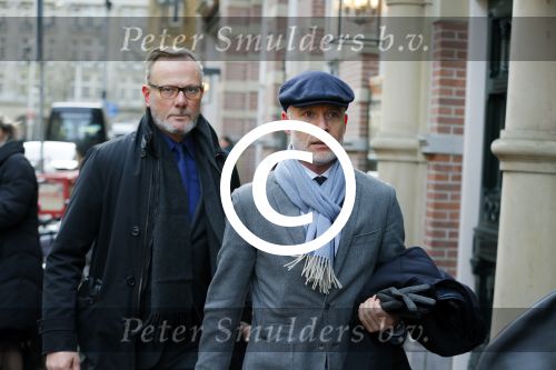 Amsterdam 23 november 2015 
Mart Visser met zijn vriend / partner Jop op straat