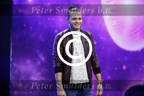 Aalsmeer 27 november 20152e en laatste aflevering van sbs6 programma mindmasters met oa Peter R de Vries Sabia Boulahrouz Patty Brard Patricia Paay Boer Geert en Maarten v d Weijden. Kim Lian v d Meij presenteert het programma. Wegens tegenvallende kijkcijfers werd het programma na twee afleveringen van de tv gehaald. sabia haar drie kinderen Katharina Amaya en Daamin waren aanwezig met de tante (aupair) van Sabia