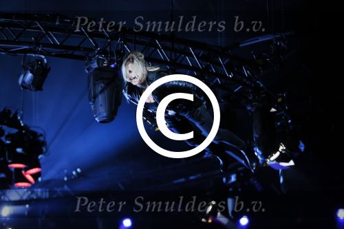 Aalsmeer 20 november 2015
Sabia Boulahrouz zwanger in het programma Mindmasters van SBS6.
Mindmasters Live, Uri Geller, Walter Rolfo, Patty Brard  Wolter Kroes Jochem v Gelder Peter R de Vries Boer geile Geert Monique Smit Patty Brard Kay nambiar en K# Lisa Michels. Kim LIan v d Meij presenteert het in studio Aalsmeer.