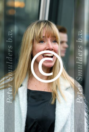 Amsterdam 23 november 2015 
Irene v d Laar stapt uit taxi.5 jaar nieuwe de la mar en 15 jaar de joop en Janine v d Ende foundation. Nynke Romer
