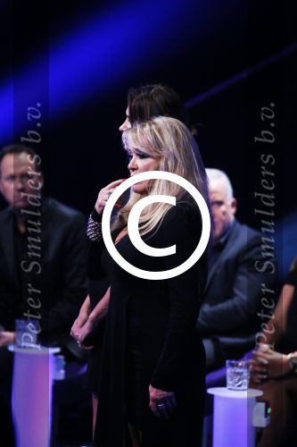 Aalsmeer 20 november 2015
Sabia Boulahrouz zwanger in het programma Mindmasters van SBS6.
Mindmasters Live, Uri Geller, Walter Rolfo, Patty Brard  Wolter Kroes Jochem v Gelder Peter R de Vries Boer geile Geert Monique Smit Patty Brard Kay nambiar en K# Lisa Michels. Kim LIan v d Meij presenteert het in studio Aalsmeer.
