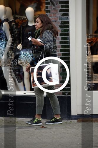 Amsterdam 18 november 2015
Patty Brard doet boodschappen in haar patmobile