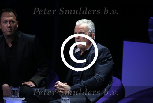 Aalsmeer 20 november 2015
Sabia Boulahrouz zwanger in het programma Mindmasters van SBS6.
Mindmasters Live, Uri Geller, Walter Rolfo, Patty Brard  Wolter Kroes Jochem v Gelder Peter R de Vries Boer geile Geert Monique Smit Patty Brard Kay nambiar en K# Lisa Michels. Kim LIan v d Meij presenteert het in studio Aalsmeer.