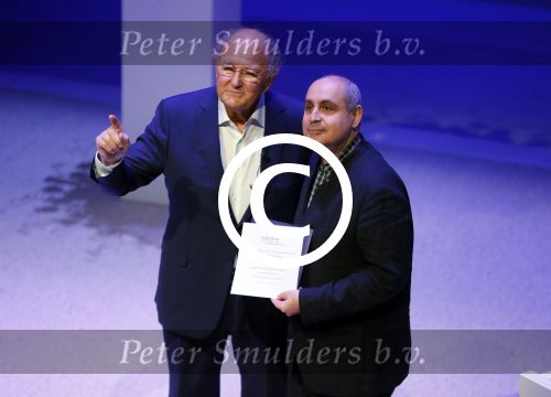 Amsterdam 23 november 2015 
Irene v d Laar stapt uit taxi.5 jaar nieuwe de la mar en 15 jaar de joop en Janine v d Ende foundation. Pierre Audi