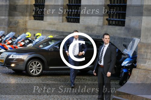 Amsterdam 25 november 2015 
Prins Constantijn arriveert bij het paleis op de dam in zijn auto (audi A6 allroad)