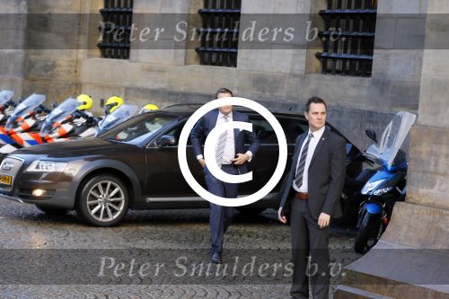 Amsterdam 25 november 2015 
Prins Constantijn arriveert bij het paleis op de dam in zijn auto (audi A6 allroad)
