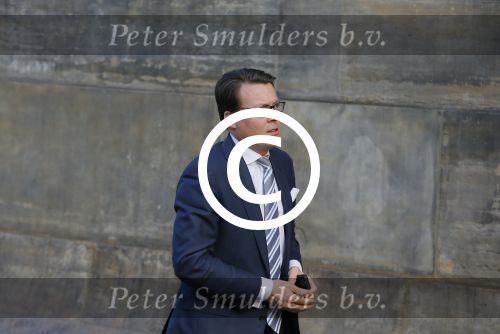 Amsterdam 25 november 2015 
Prins Constantijn arriveert bij het paleis op de dam in zijn auto (audi A6 allroad)