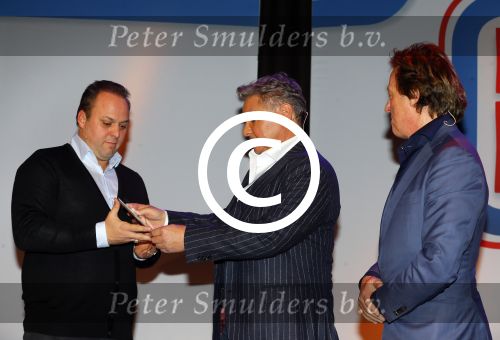 Hilversum 19 november 2015
Presentatie hits NL met Tommie Peters Rene Froger en Frans Bauer in de vorstin.