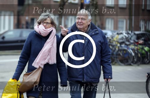 Amsterdam 27 november 2015
Rob v d Meeberg met zijn vrouw op straat