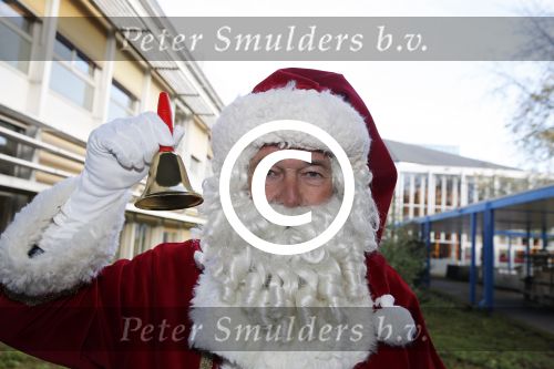 Amsterdam 26 november 2015
Presentatie THE CHRISTMAS SHOW
Met o.a. Nicolette van Dam, Jamai, Edsilia Rombley, Oâ€™G3NE, en als klap op de vuurpijl de leukste kerstman van Nederland, Ron Brandsteder!