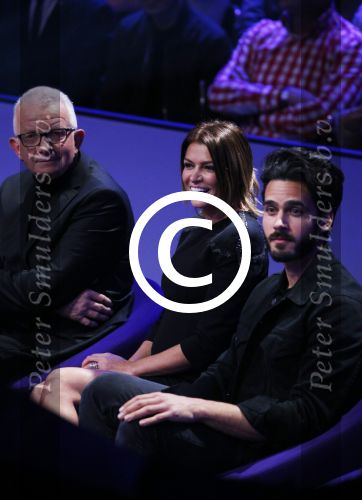 Aalsmeer 20 november 2015
Sabia Boulahrouz zwanger in het programma Mindmasters van SBS6.
Mindmasters Live, Uri Geller, Walter Rolfo, Patty Brard  Wolter Kroes Jochem v Gelder Peter R de Vries Boer geile Geert Monique Smit Patty Brard Kay nambiar en K# Lisa Michels. Kim LIan v d Meij presenteert het in studio Aalsmeer.