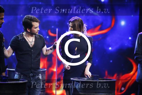 Aalsmeer 20 november 2015
Sabia Boulahrouz zwanger in het programma Mindmasters van SBS6.
Mindmasters Live, Uri Geller, Walter Rolfo, Patty Brard  Wolter Kroes Jochem v Gelder Peter R de Vries Boer geile Geert Monique Smit Patty Brard Kay nambiar en K# Lisa Michels. Kim LIan v d Meij presenteert het in studio Aalsmeer.