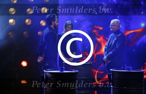 Aalsmeer 20 november 2015
Sabia Boulahrouz zwanger in het programma Mindmasters van SBS6.
Mindmasters Live, Uri Geller, Walter Rolfo, Patty Brard  Wolter Kroes Jochem v Gelder Peter R de Vries Boer geile Geert Monique Smit Patty Brard Kay nambiar en K# Lisa Michels. Kim LIan v d Meij presenteert het in studio Aalsmeer.