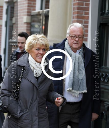 Amsterdam 23 november 2015 
Irene v d Laar stapt uit taxi.5 jaar nieuwe de la mar en 15 jaar de joop en Janine v d Ende foundation. Simone Kleinsma met Guus Verstraete