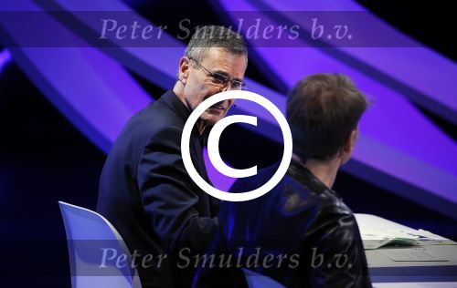 Aalsmeer 20 november 2015
Sabia Boulahrouz zwanger in het programma Mindmasters van SBS6.
Mindmasters Live, Uri Geller, Walter Rolfo, Patty Brard  Wolter Kroes Jochem v Gelder Peter R de Vries Boer geile Geert Monique Smit Patty Brard Kay nambiar en K# Lisa Michels. Kim LIan v d Meij presenteert het in studio Aalsmeer.