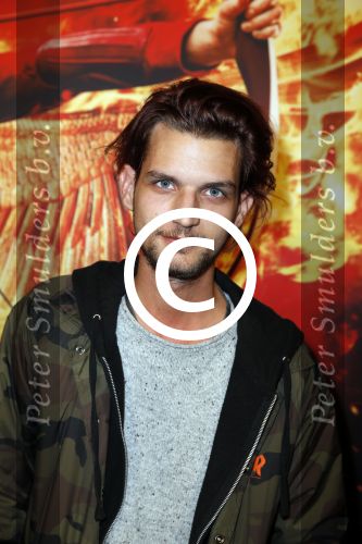 Amsterdam 16 november 2015
Premiere Hungar games in pathe arena.
Vlogger Kaj v Ree