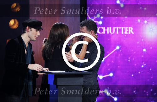 Aalsmeer 20 november 2015
Sabia Boulahrouz zwanger in het programma Mindmasters van SBS6.
Mindmasters Live, Uri Geller, Walter Rolfo, Patty Brard  Wolter Kroes Jochem v Gelder Peter R de Vries Boer geile Geert Monique Smit Patty Brard Kay nambiar en K# Lisa Michels. Kim LIan v d Meij presenteert het in studio Aalsmeer.