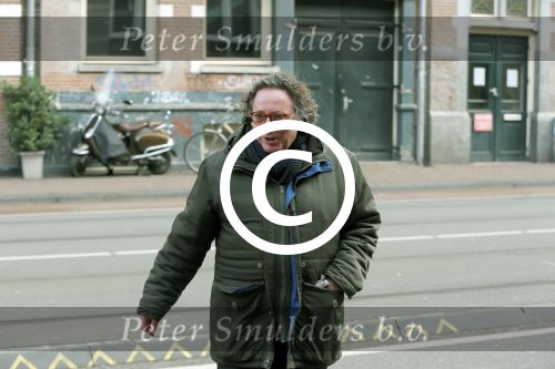 Amsterdam 23 november 2015 
Irene v d Laar stapt uit taxi.5 jaar nieuwe de la mar en 15 jaar de joop en Janine v d Ende foundation.