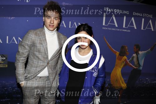 Amsterdam 12 december 2016
Premiere La La Land in Tuschinski. Abbey Hoes met vriend