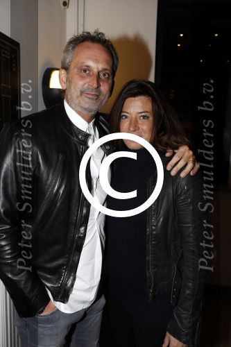 Amsterdam 22 november 2016
Presentatie Amsterdam XXXL magazine uitgegeven door Mark Teurlings bij gassan diamonds. Kees Beekman met Amanda Beekman Kolen en haar man Harrie Kolen
