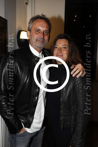Amsterdam 22 november 2016
Presentatie Amsterdam XXXL magazine uitgegeven door Mark Teurlings bij gassan diamonds. Kees Beekman met Amanda Beekman Kolen en haar man Harrie Kolen