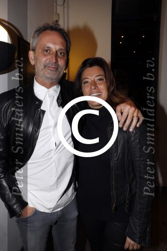 Amsterdam 22 november 2016
Presentatie Amsterdam XXXL magazine uitgegeven door Mark Teurlings bij gassan diamonds. Kees Beekman met Amanda Beekman Kolen en haar man Harrie Kolen