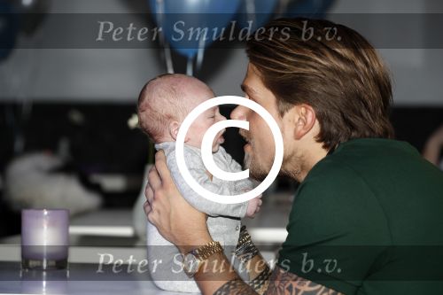 Den Haag 27 november 2016
Babyshower van Andre Hazes Jr. Natuurlijk zijn zijn vader Andre en moeder Monique aanwezig.
