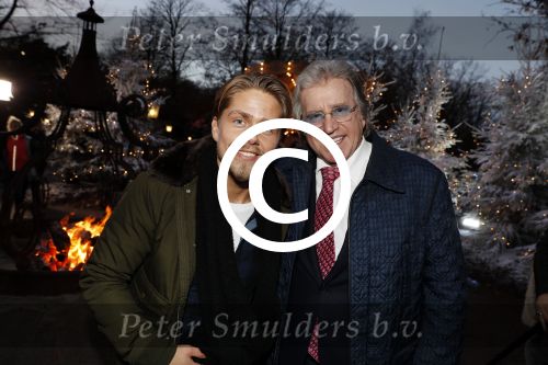 Kaatsheuvel 16 november 2016
Opnames videoclip Toppers met Rene Froger Gerard Joling Jeroen v d Boom Maxim Froger Danny Froger Lee Towers Andre Hazes jr O Gene en Maan. Opnames vonden plaats in de efteling.
