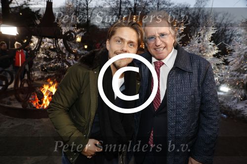 Kaatsheuvel 16 november 2016
Opnames videoclip Toppers met Rene Froger Gerard Joling Jeroen v d Boom Maxim Froger Danny Froger Lee Towers Andre Hazes jr O Gene en Maan. Opnames vonden plaats in de efteling.