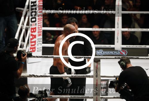 Oberhausen 10 december 2016
Rico Verhoeven wint zijn gevecht met Badr Hari tijdens de GLORY COLLISION in Oberhausen.