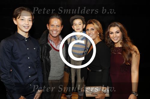Amsterdam 20 november 2016
Premiere Ciske de Rat in het nieuwe de la mar theater. hoofdrolspeler Silver met Danny de Munk