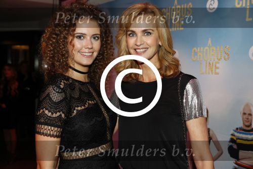 Zaandam 21 november 2016
Premiere a Chorus Line in het zaantheater. Daphne en Emma Krajicek Deckers
