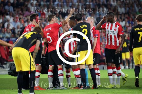 Eindhoven, 13 September 2016
PSV-Atletico Madrid, eindstand 0-1 
Eerste wedstrijd voorronde CL Seizoen 2016-2017
Davy Propper geblesseerd