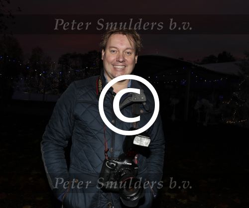 Kaatsheuvel 16 november 2016
Opnames videoclip Toppers met Rene Froger Gerard Joling Jeroen v d Boom Maxim Froger Danny Froger Lee Towers Andre Hazes jr O Gene en Maan. Opnames vonden plaats in de efteling.